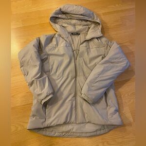 Arc'teryx Women's Proton Jacket in Light Taupe